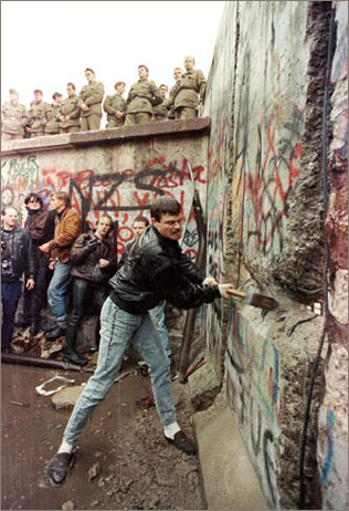 1989_mur_berlin_c_Str_Old_R