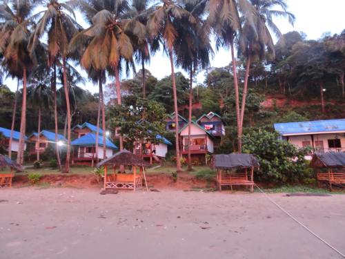 k11174915_674236729388303_7463655758307709060_n